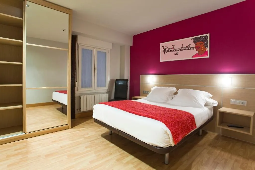 فندق Casual Arriaga بلباو